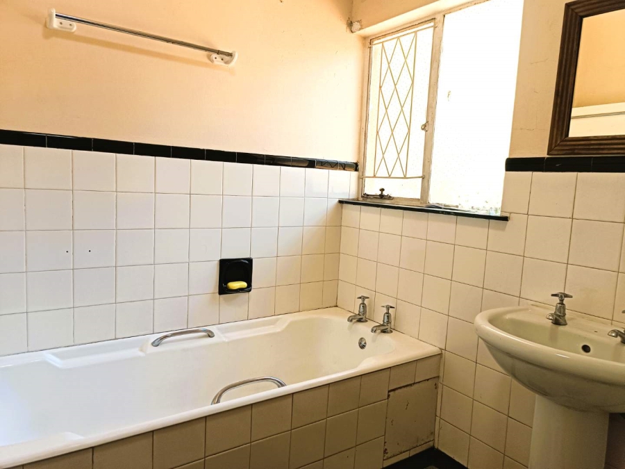5 Bedroom Property for Sale in Universitas Free State